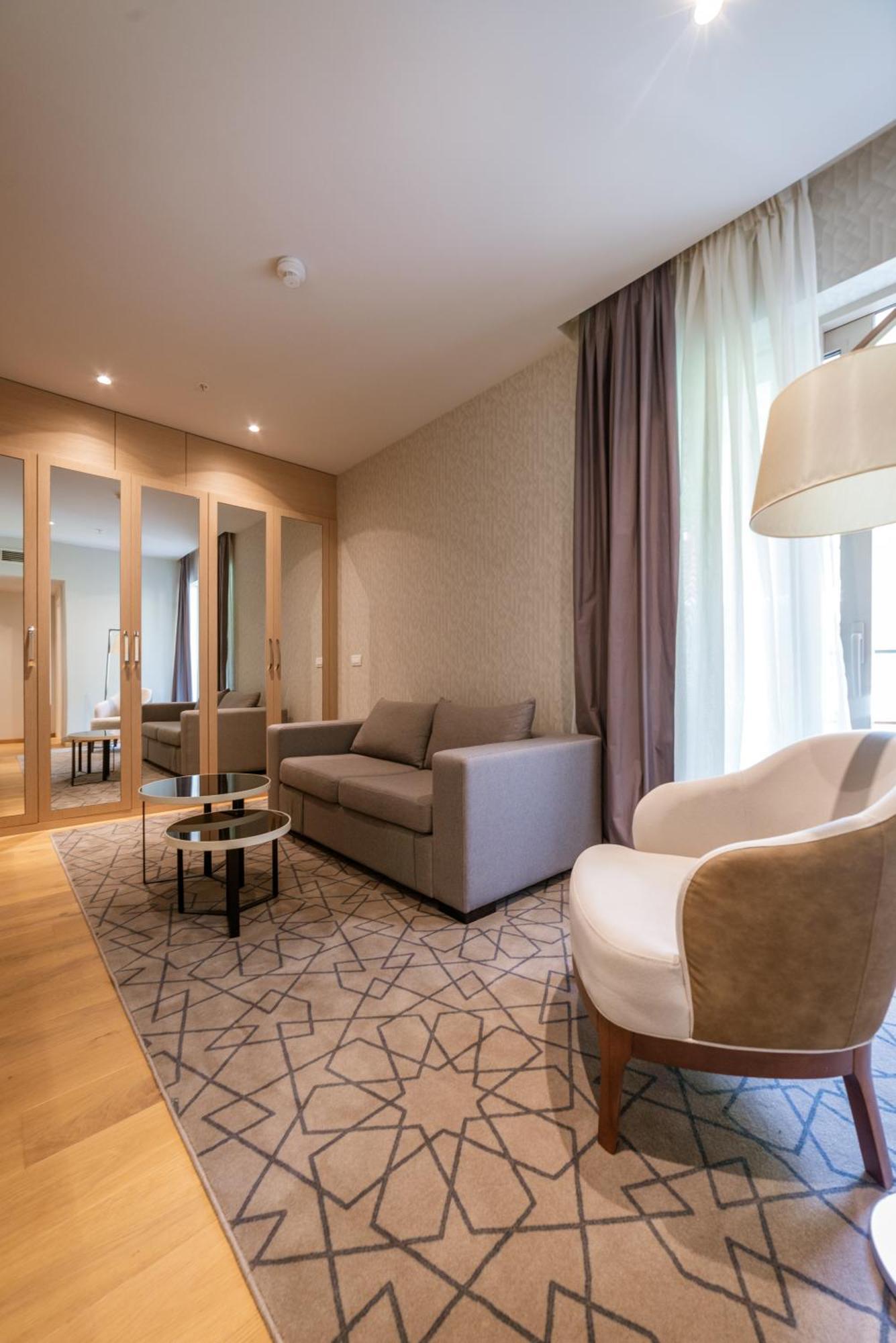 Hotel Imperial Conference & Spa بودفا المظهر الخارجي الصورة