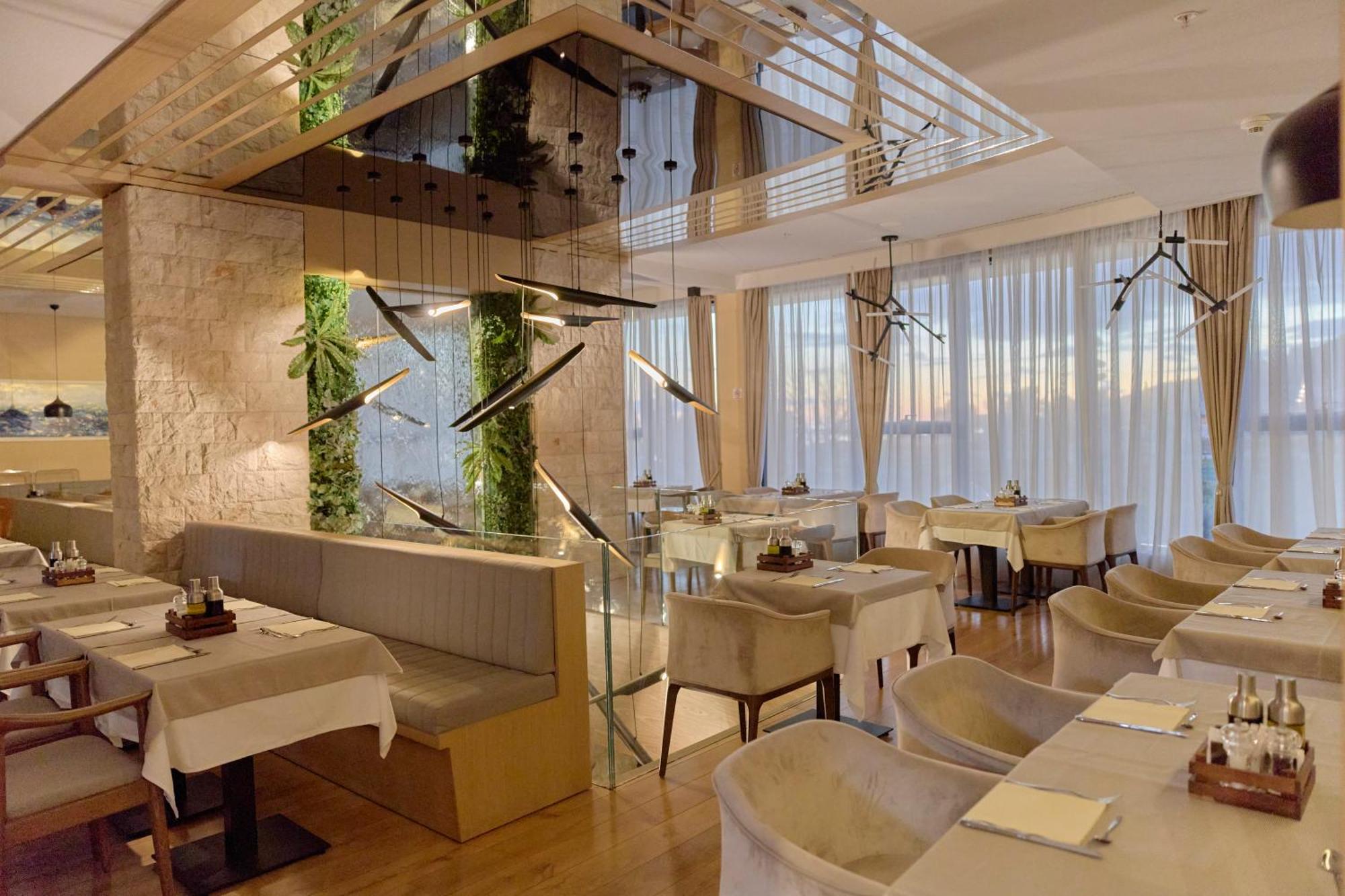 Hotel Imperial Conference & Spa بودفا المظهر الخارجي الصورة